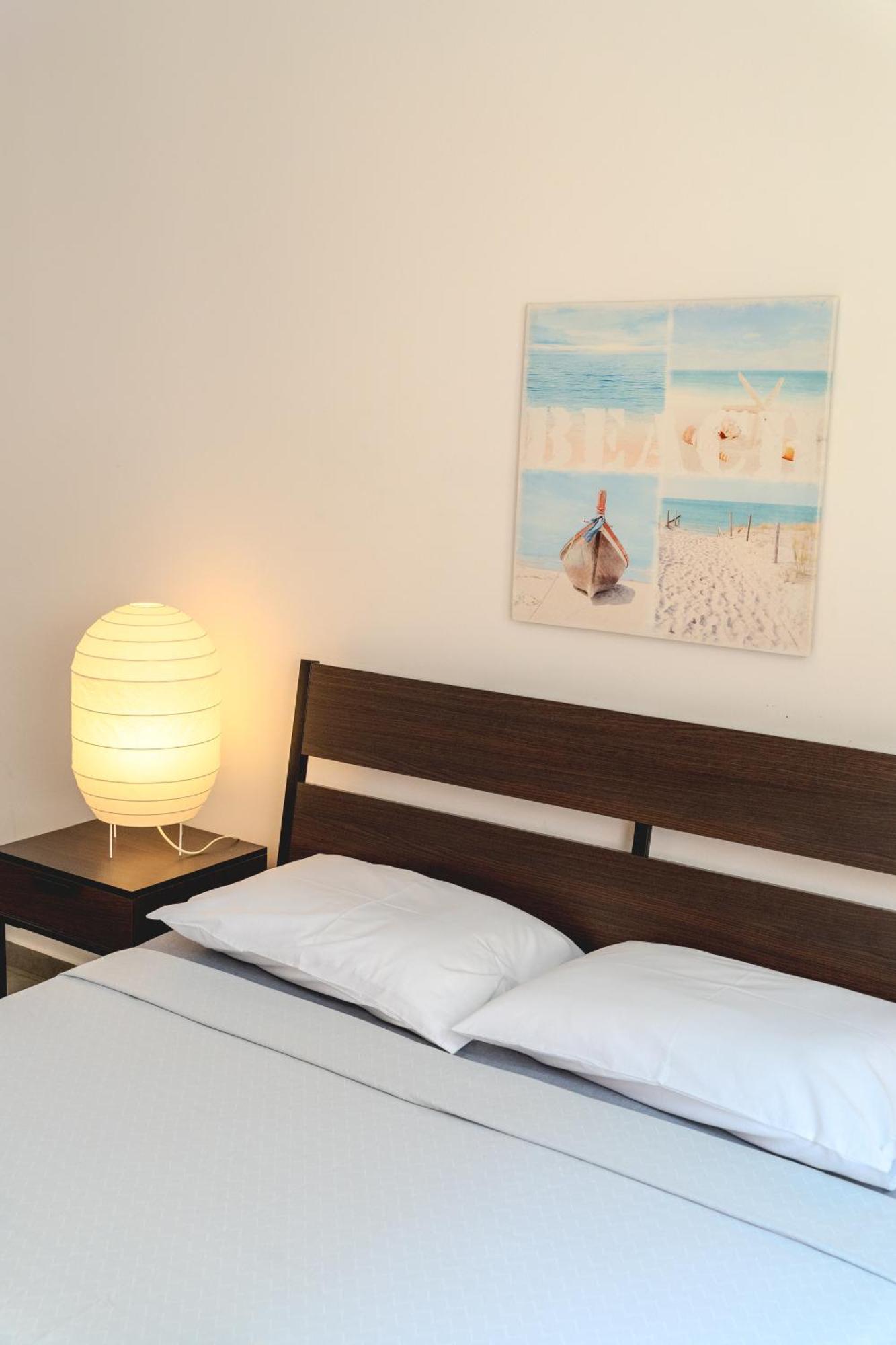 Kave Blue Mackenzie 1 Bdr Flat With Pool Daire Larnaca Dış mekan fotoğraf