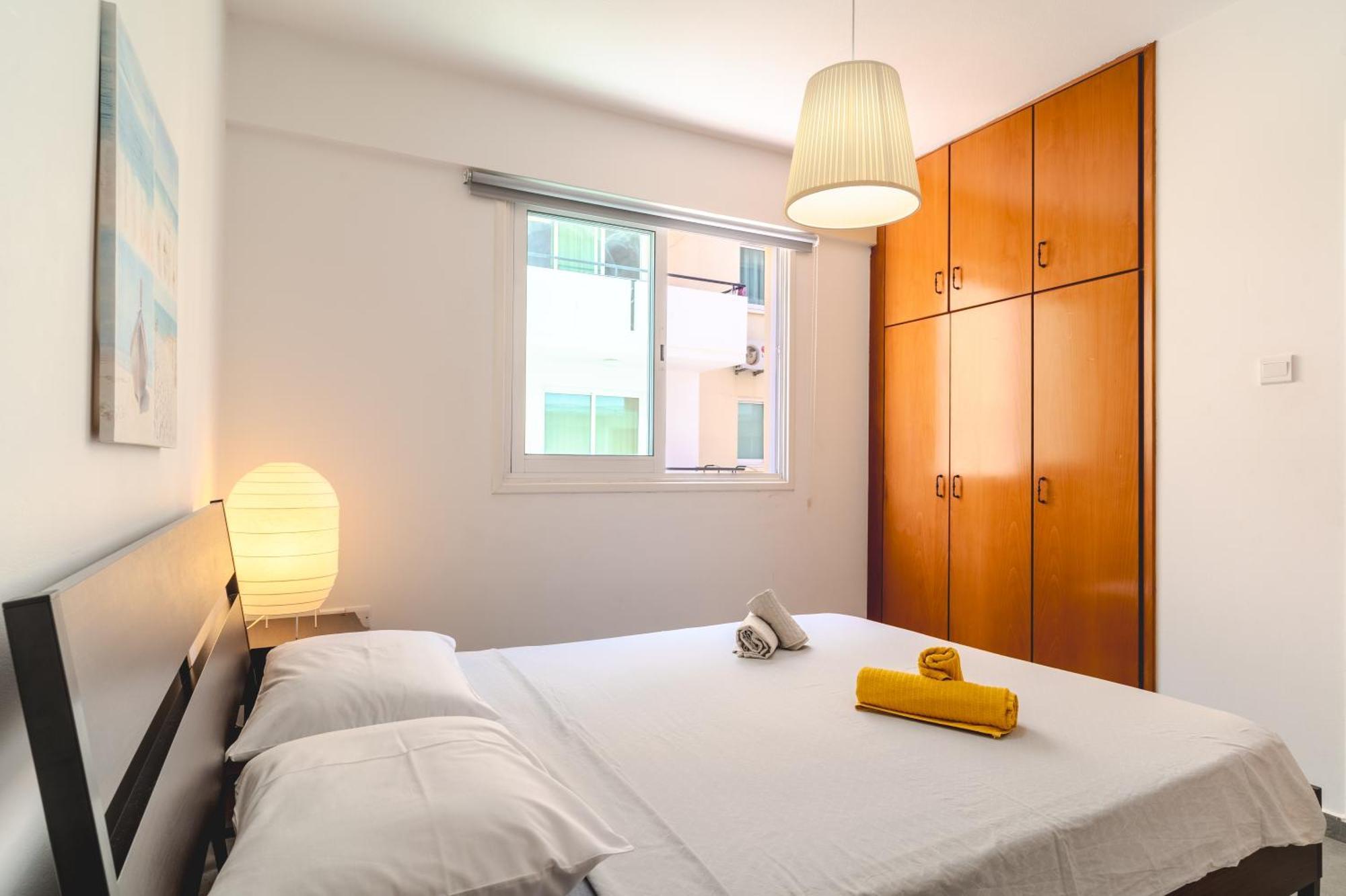 Kave Blue Mackenzie 1 Bdr Flat With Pool Daire Larnaca Dış mekan fotoğraf